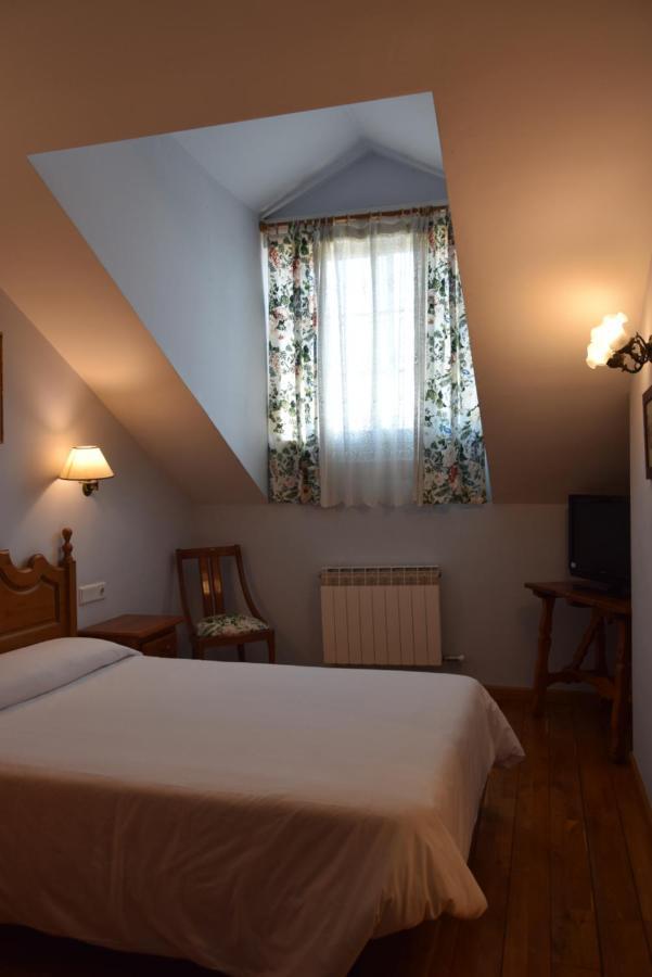 Hotel Las Casitas Del Jardin Tudela de Duero Екстериор снимка